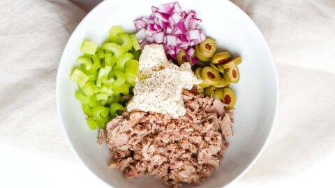 Atún: Rico en ácidos grasos Omega-3