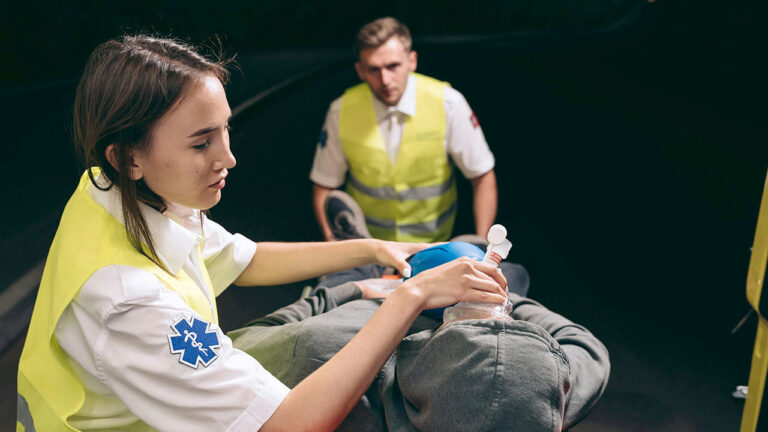 Deja que los paramédicos salven tu vida